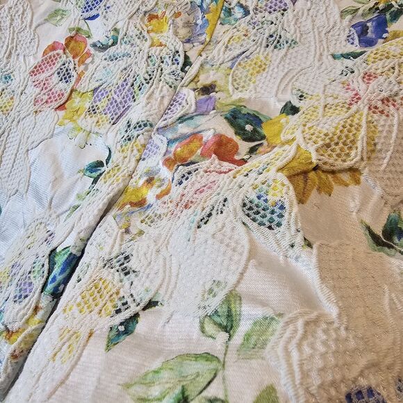 Elevenses Shorts Anthropologie 4 Catalonia Lace Floral Textured Button Side - Picture 3 of 16